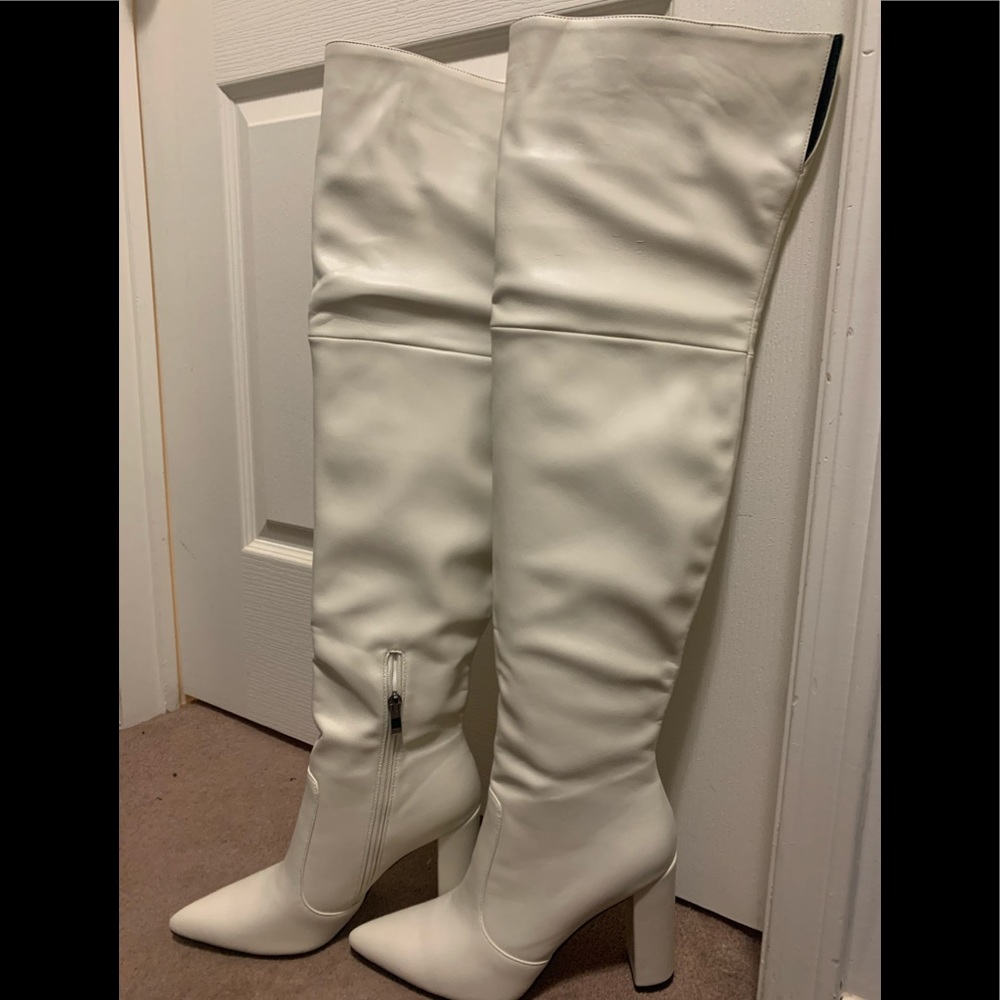 NEW THIGH HIGH BOOTS - Picture 6 of 11